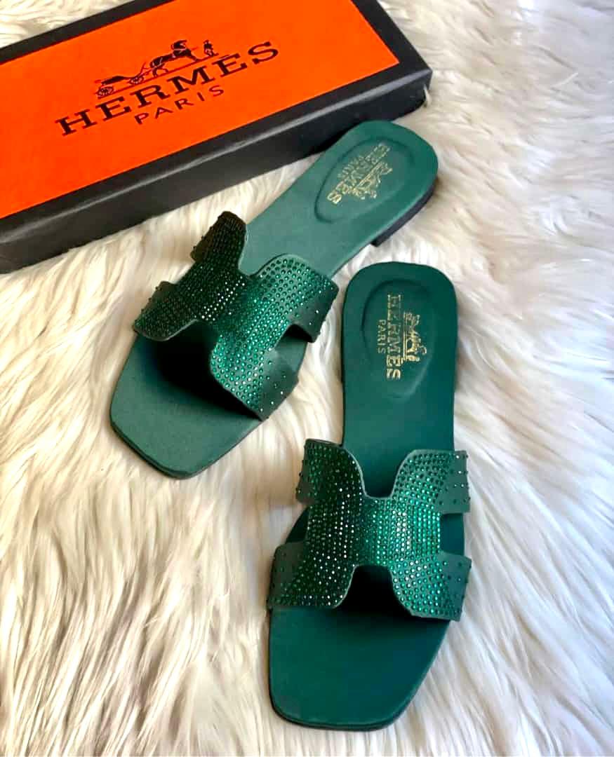 Hermès Women’s Leather Slippers - Elegant & Luxurious Footwear