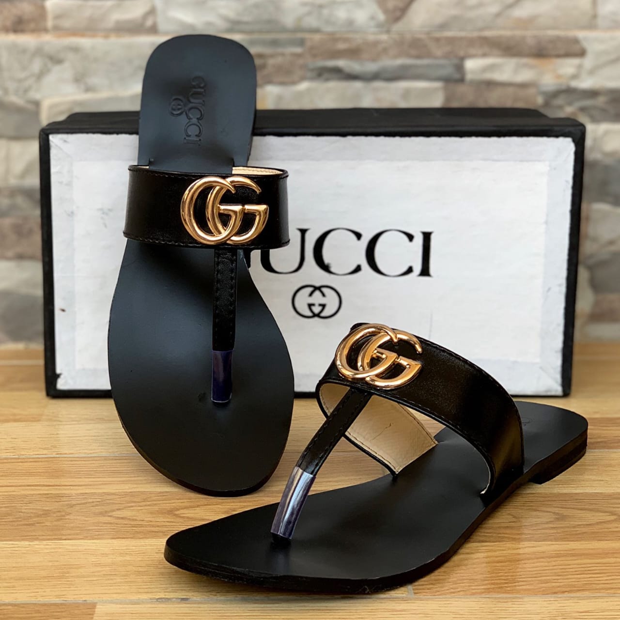 Gucci Slippers - Effortless Luxury