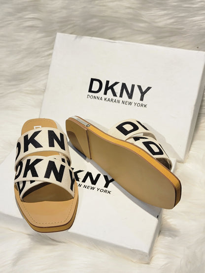 DKNY Women's Slippers - Cozy & Stylish Footwear for Everyday Comfort