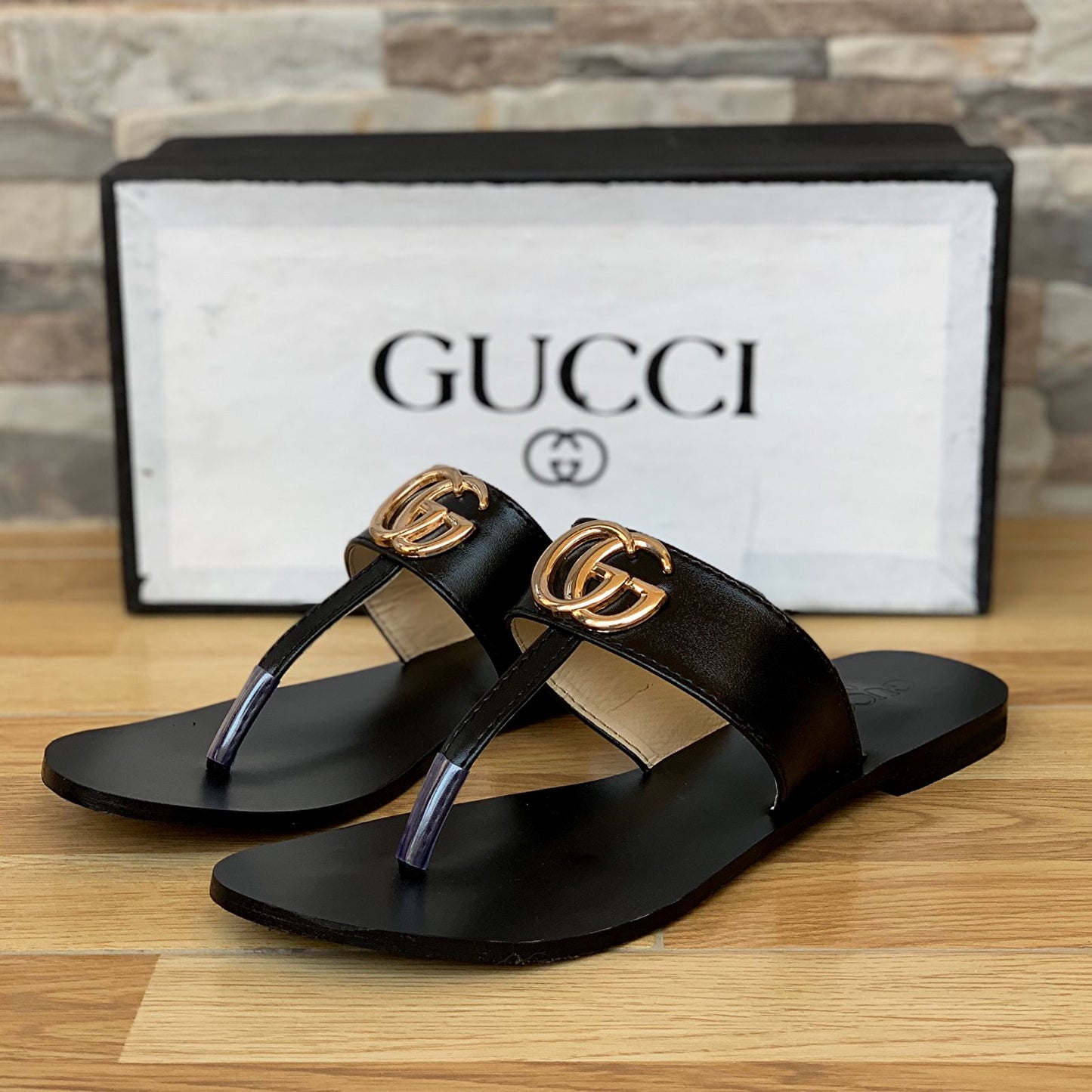 Gucci Slippers - Effortless Luxury