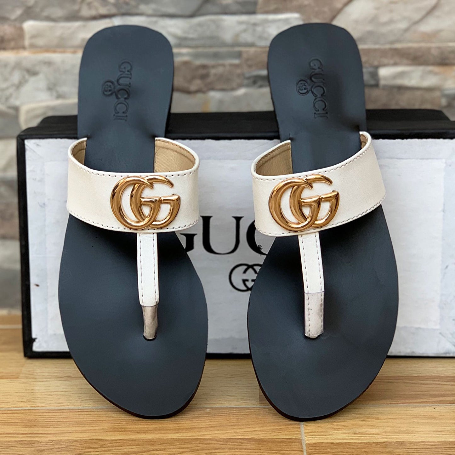 Gucci Slippers - Effortless Luxury